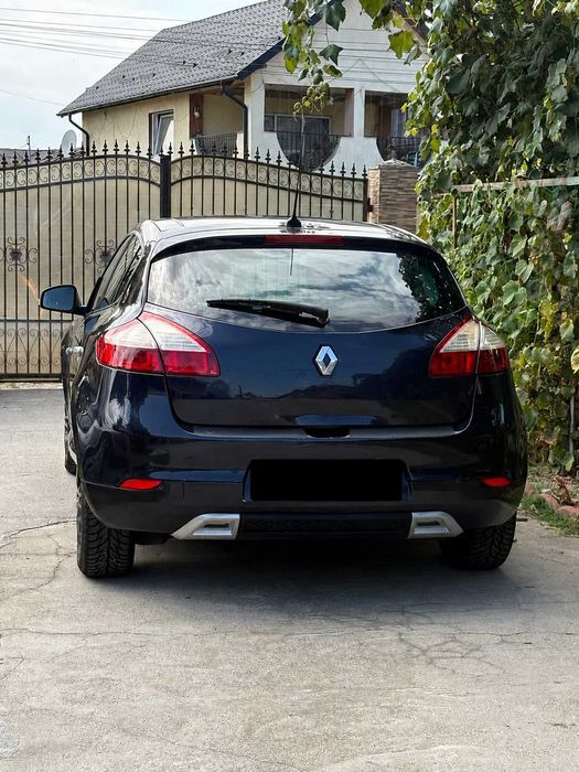 RENAULT Megane 2010 — imagine 3