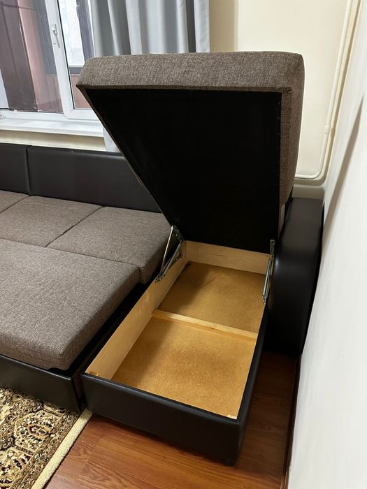 Диван в отличном состоянии