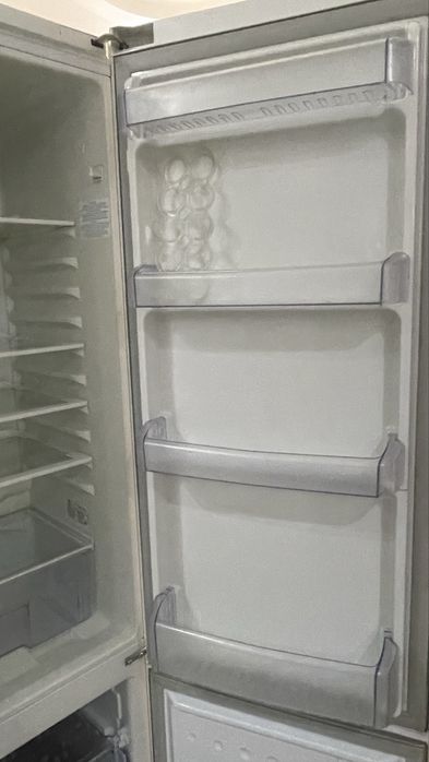 Срочно! Продам холодильник beko