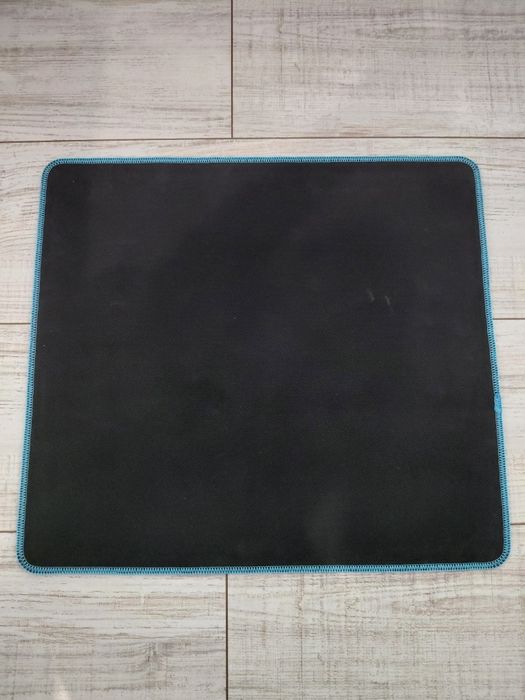 Mousepad Aqirys aproape nou
