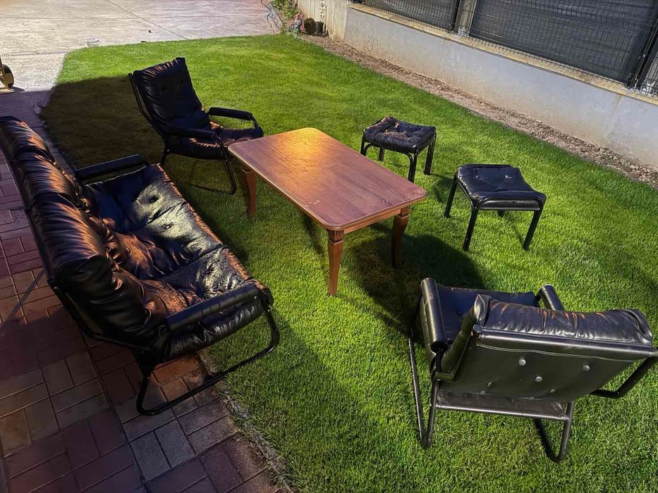 Кожено сепаре от 5 части с маса