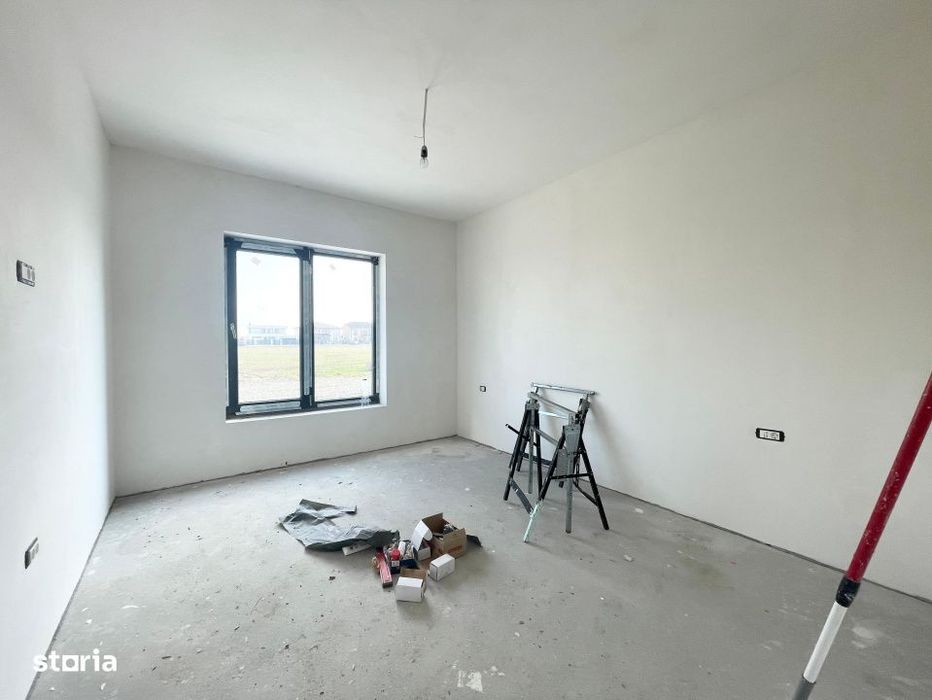 Duplex 3 camere 92mp Mosnita Noua