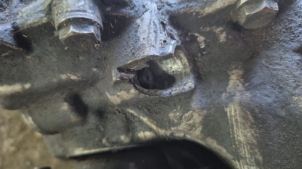 Коробка передач Мерседес и другие запчасти