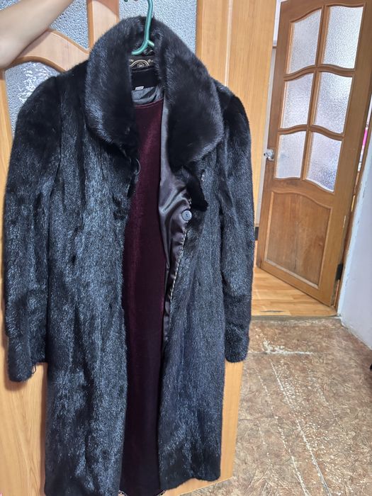 Продам норковую шубу