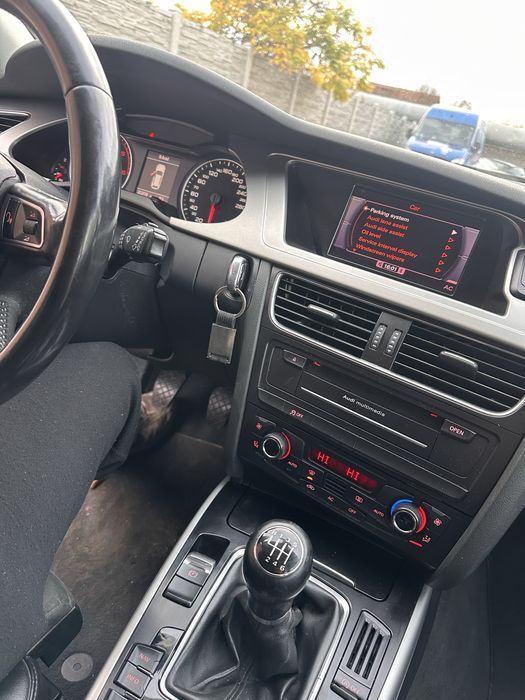 Audi A4 B8 2.0 tdi quattro 170 cai 2012