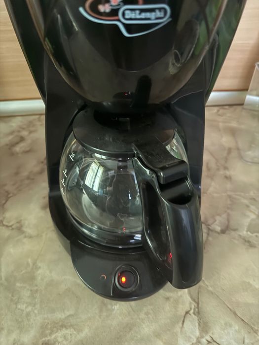 Кафе машина за шфарц кафе  на Delonghi