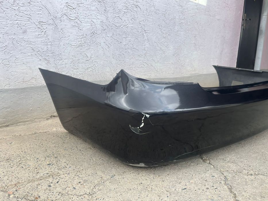 Задний бампер камри 35