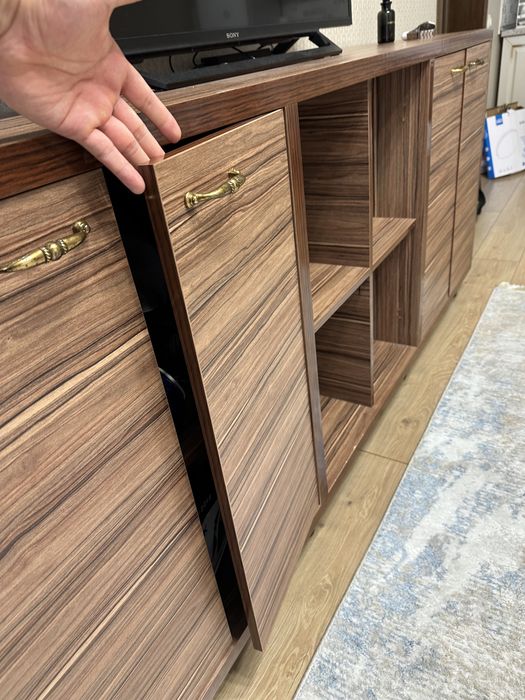 Продам шкаф под телевизор