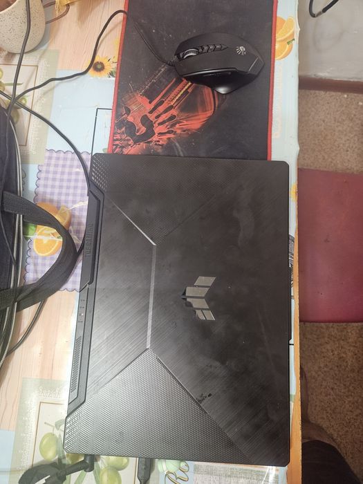 Игровой ноутбук Asus