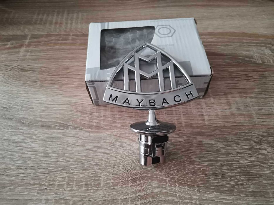 Майбах Maybach гравирани букви емблема лого