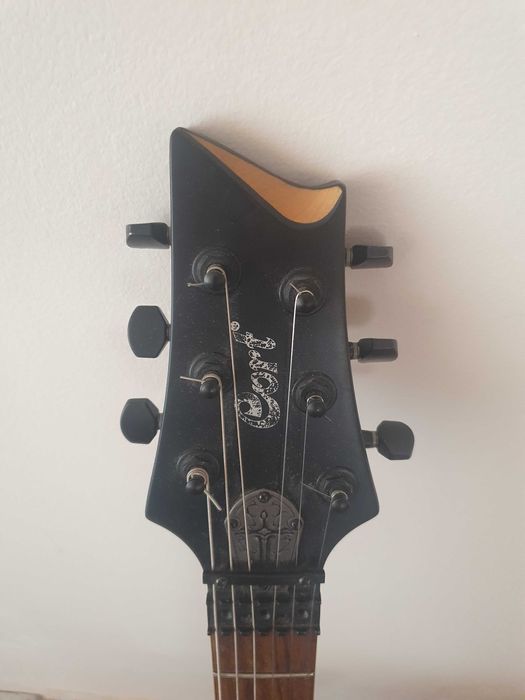 Продавам ел.китара