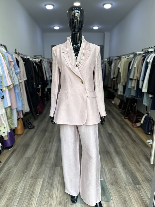 Ленен костюм в пепел от рози цвят