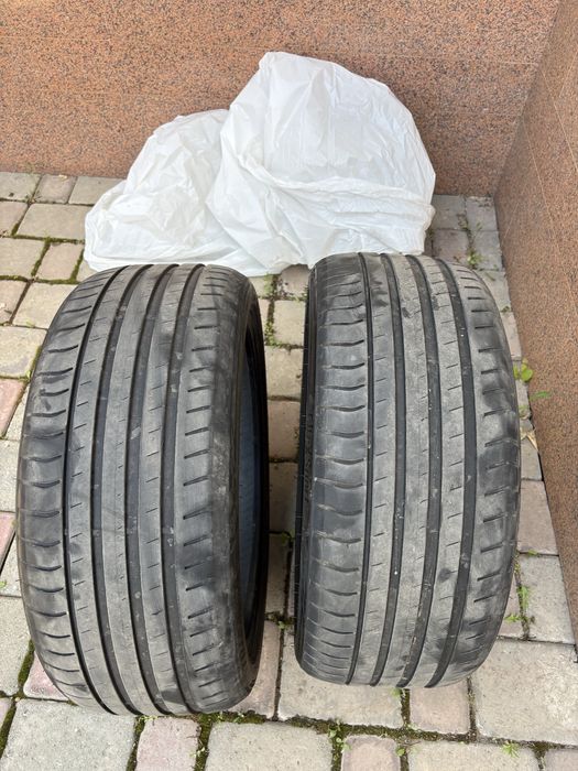 Продам шины 245/40/20