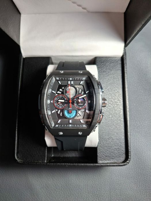 Часы кварцевые OFNS