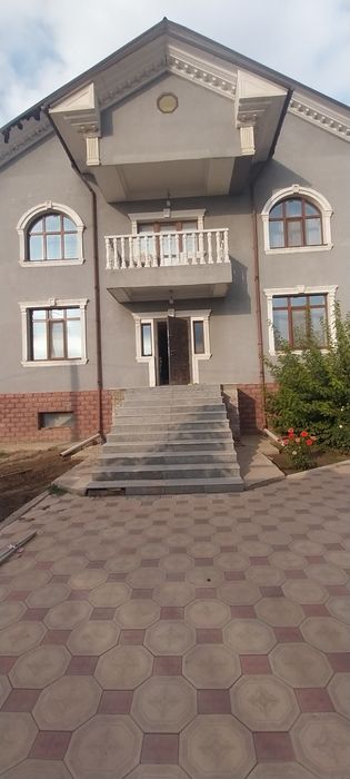 Продам коттедж в 3-уровнях