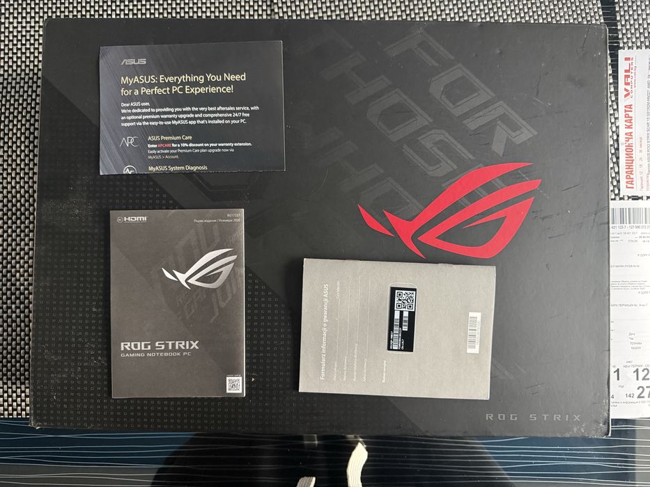 геймърски лаптоп ASUS ROG Strix G15 (като нов) + подарък Logitech PRO