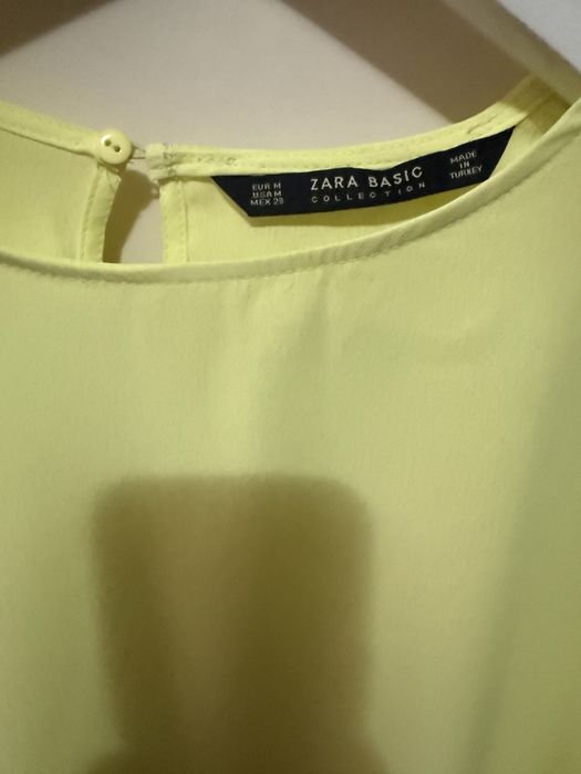 ZARA,BERSHKA,AMISU сет дамски блузи.3 броя за 7евро общо!