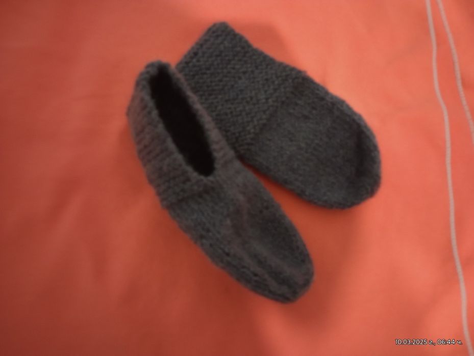 Домашно плетени вълнени чорапи