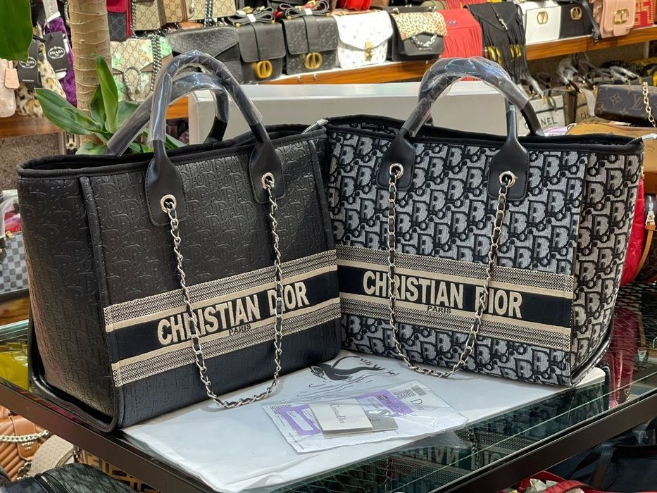 Чанти дамски луксозни