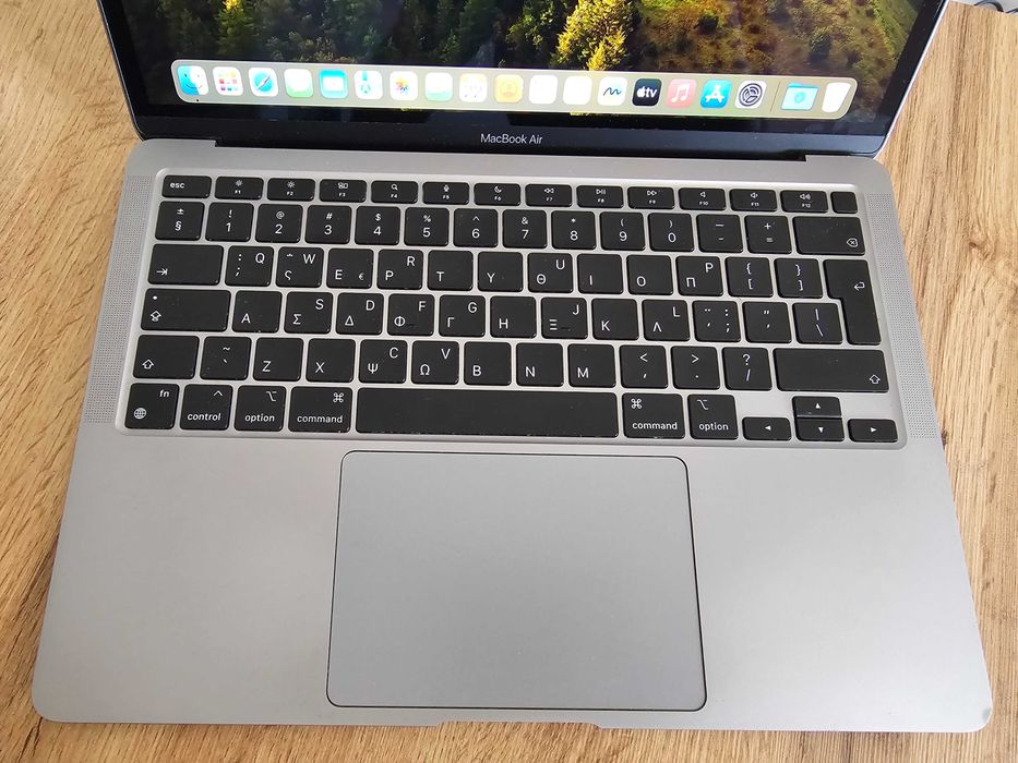 Apple MacBook Air M1 13 inch (2020) – 8GB RAM | 256GB SSD | 88% батерия | +зарядно | Space Gray