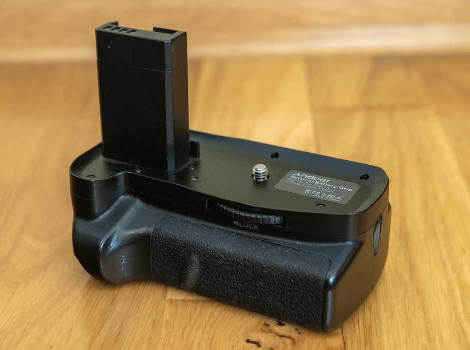 Baterii Nikon Canon, Incarcator Nikon Canon, Grip Nikon, Grip Canon