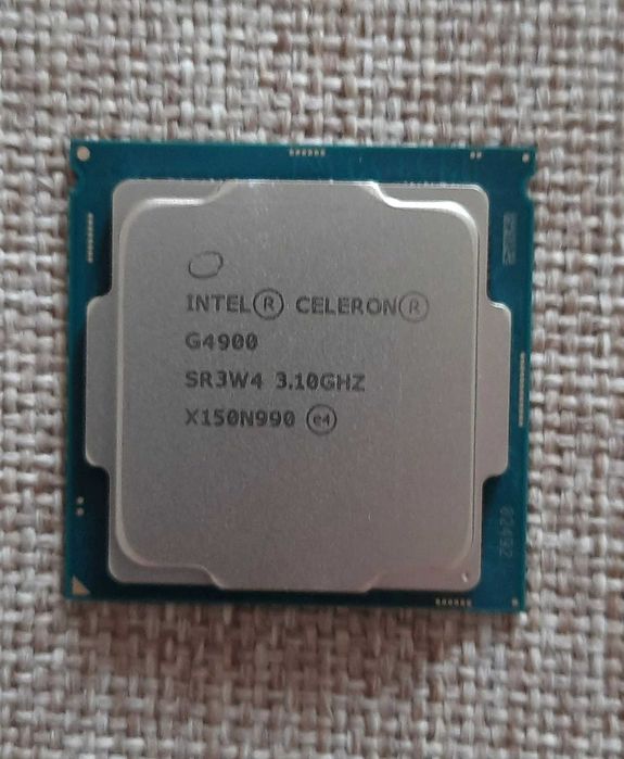Продам процессор Intel Celeron G4900
