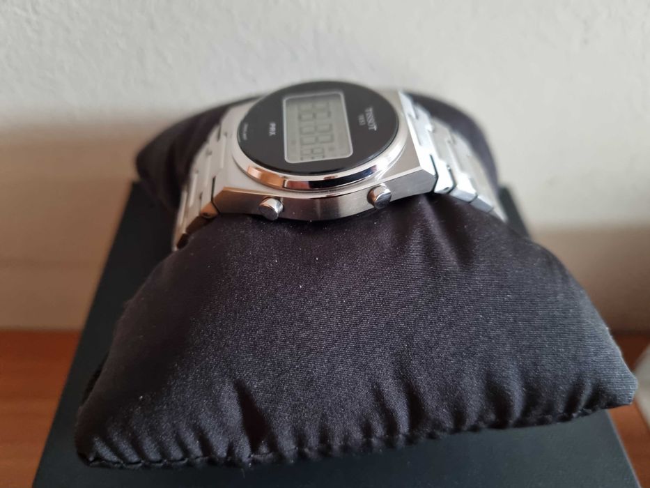 Нов ръчен часовник Tissot PRX Digital 35mm