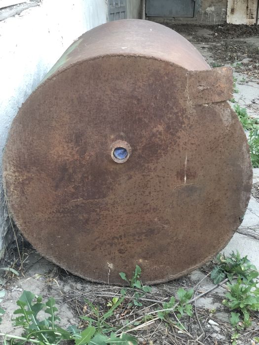 Продам бочку толстостенный один тон