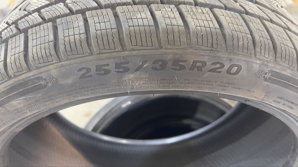 Vand anvelope M*S 255/35R20