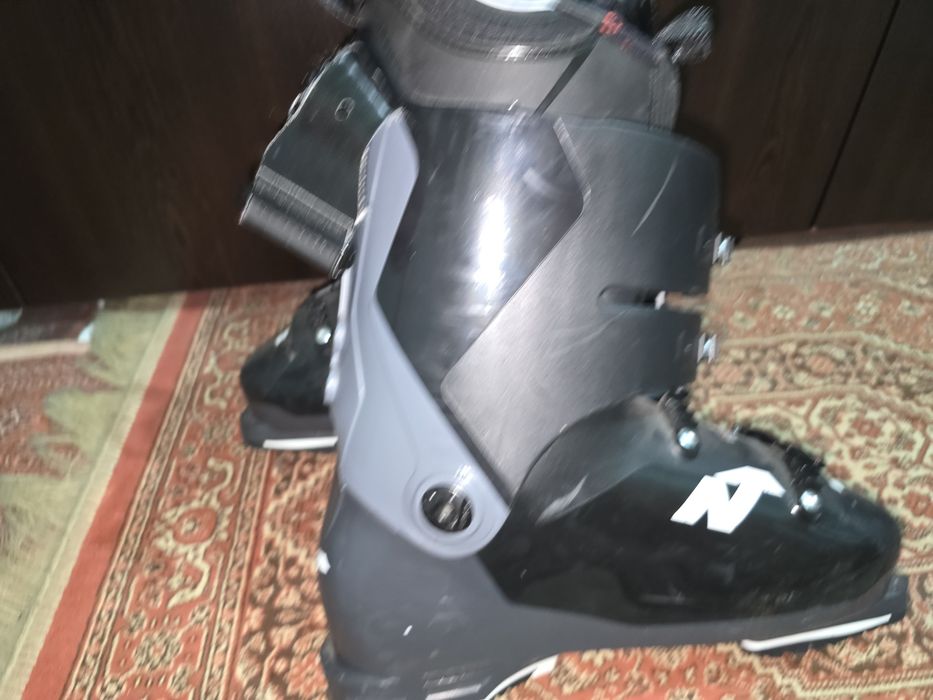 Clăpari Nordica, mărimea 42-43, pentru ski, 450 lei