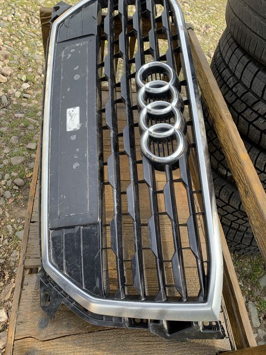 Решетка за Q2 S-Line