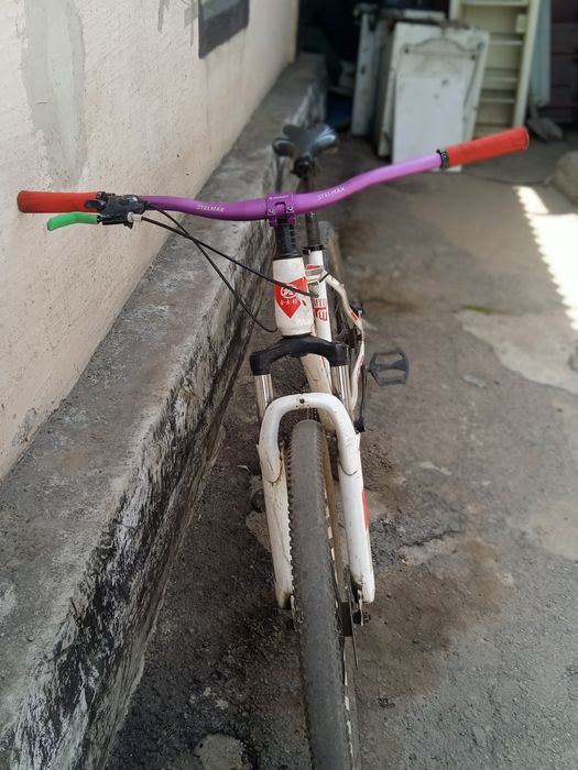 Продам велик срочно
