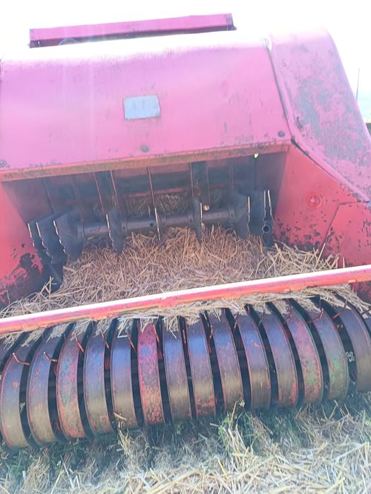 Presă mică de balotat