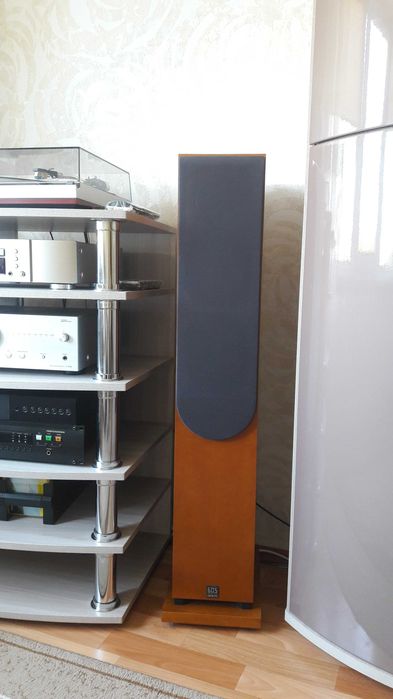 Акустика Онкио Д 605 ф .