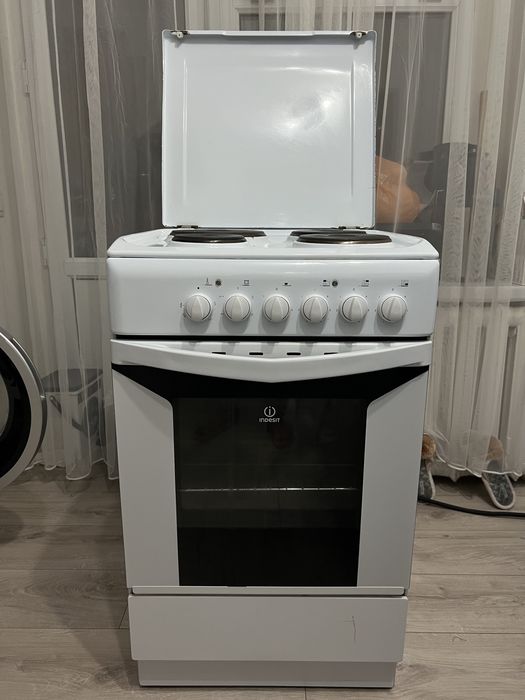 Кухонная электрическая плита Indesit