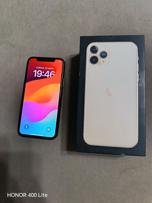 Продам айфон 11  про