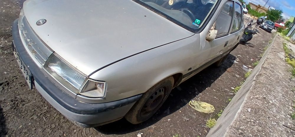 Opel vektra 1.6i 1991