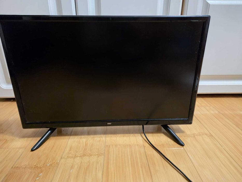 Televizor Nei mic