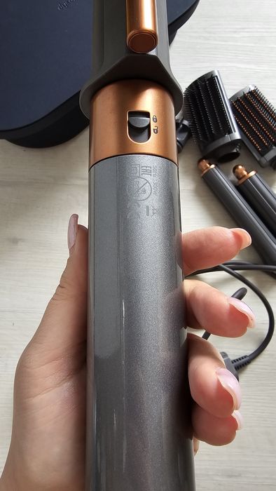 Фен стайлер Dyson оригинал Airwrap Multi-styler.В отличном