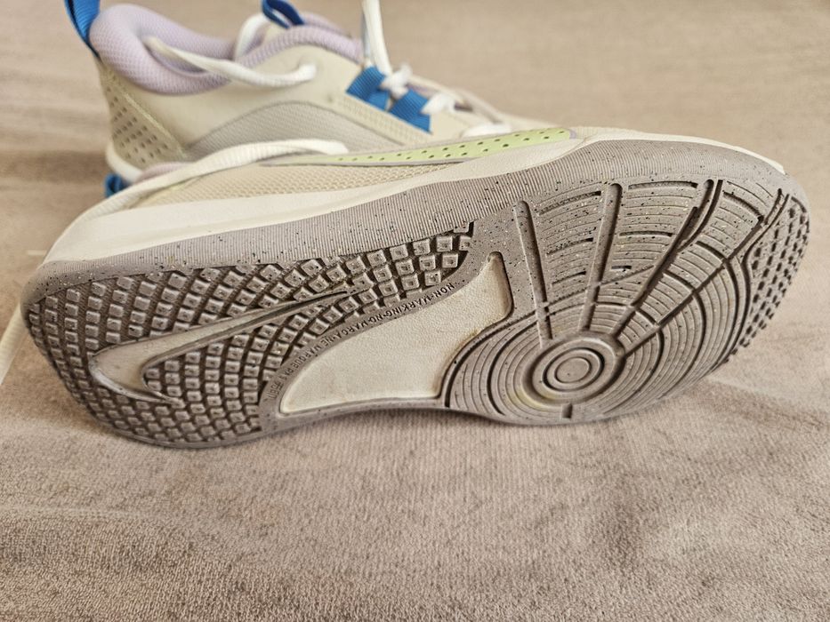 Маратонки Nike 35.5 номер