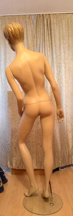 Manechine din fibră de sticla