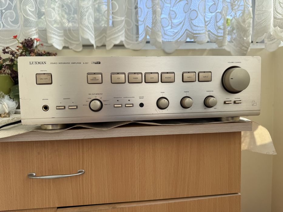 Luxman A-357 Качеатвен стерео усилвател