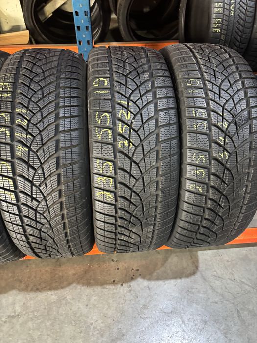 Anvelope Iarna 235/55/19 GoodYear UltraGrip Performance 235 55 19 R19
