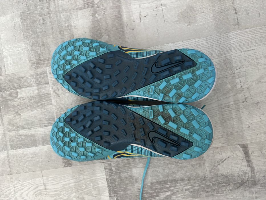 ghete de fotbal nike de sintetic