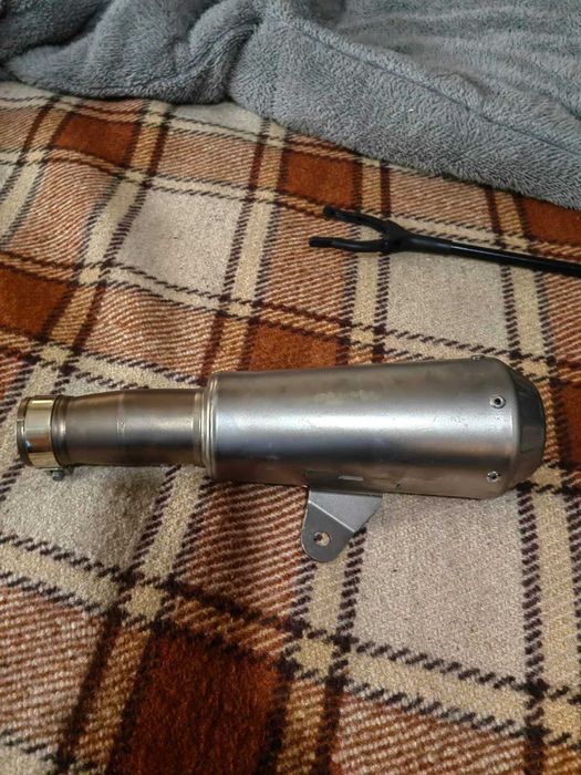 Продавам - Yamaha YZF-R6