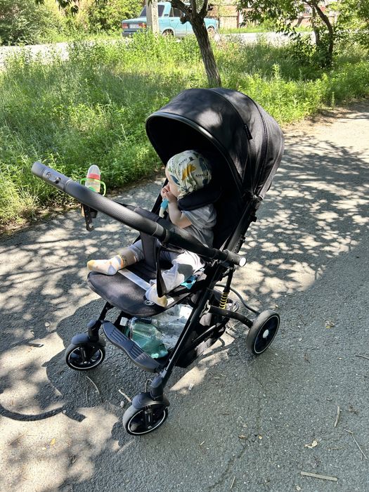 Прогулочная коляску