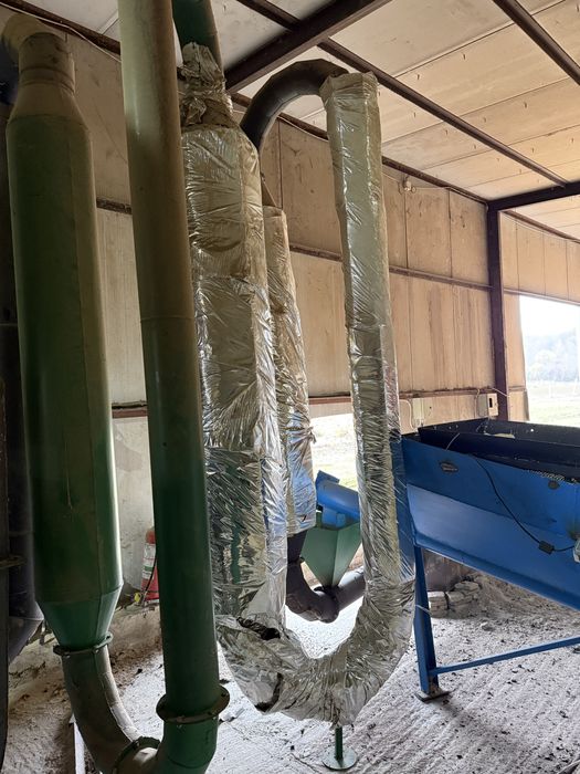 Masa vibratoare rumegus