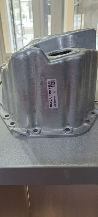 Поддон двигателя VW Golf 4 1.4 1.6 16v