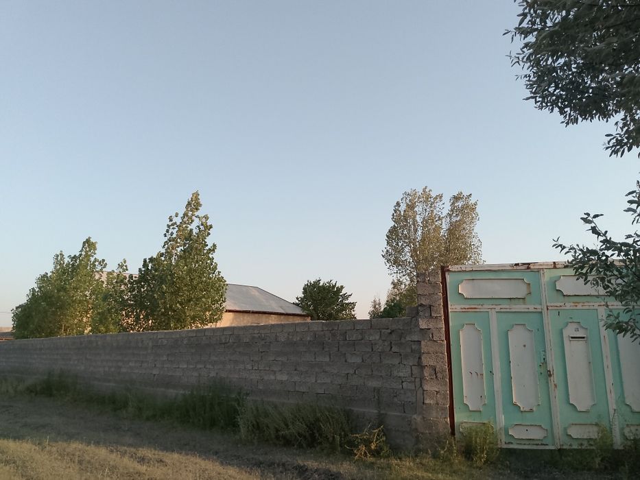 Yer uchastka Uy joy sotiladi qorateri qishlogʻi