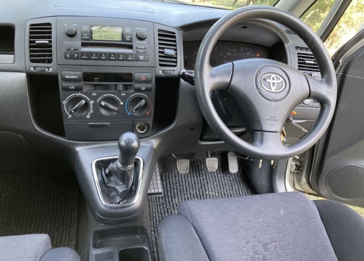 Тойота корола версо/Corolla Verso 2.0D4D 90кс 01-04г НА ЧАСТИ